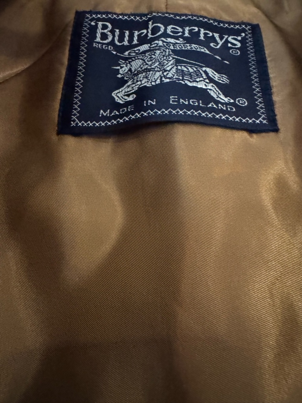 Burberry Beige Trench Coat - Classic Single-Breasted - Picture 3 of 5